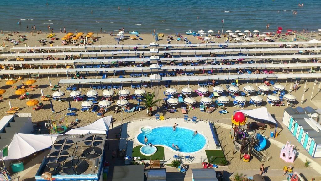 Hotel San Gottardo Riccione Ngoại thất bức ảnh
