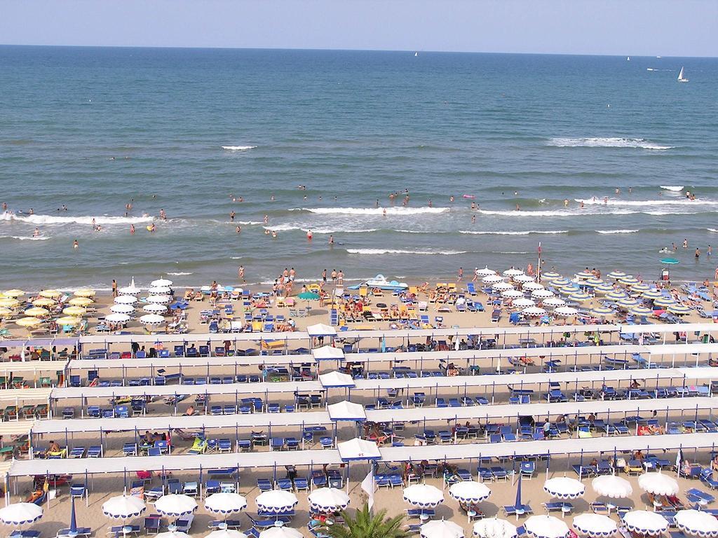 Hotel San Gottardo Riccione Ngoại thất bức ảnh